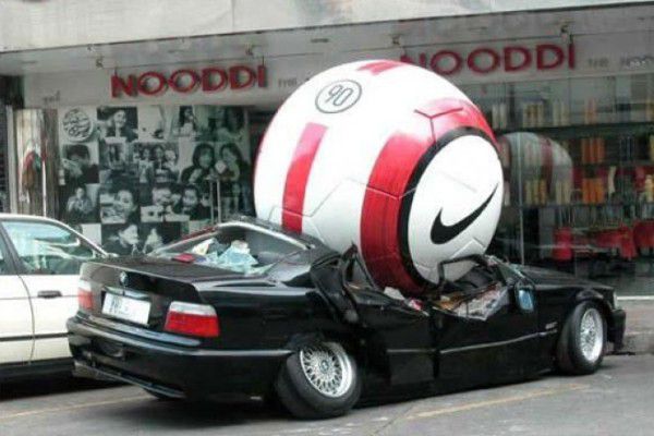 https://duamcomunicacion.com/wp-content/themes/yootheme/cache/coche-Nike-260df5bd.jpeg